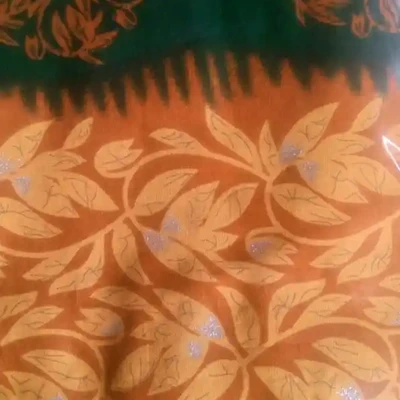 লোনের থ্রি পিস